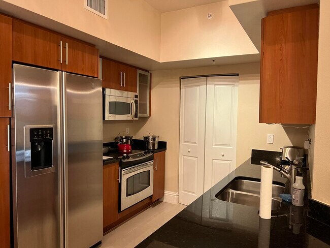 Building Photo - 600 S Dixie Hwy