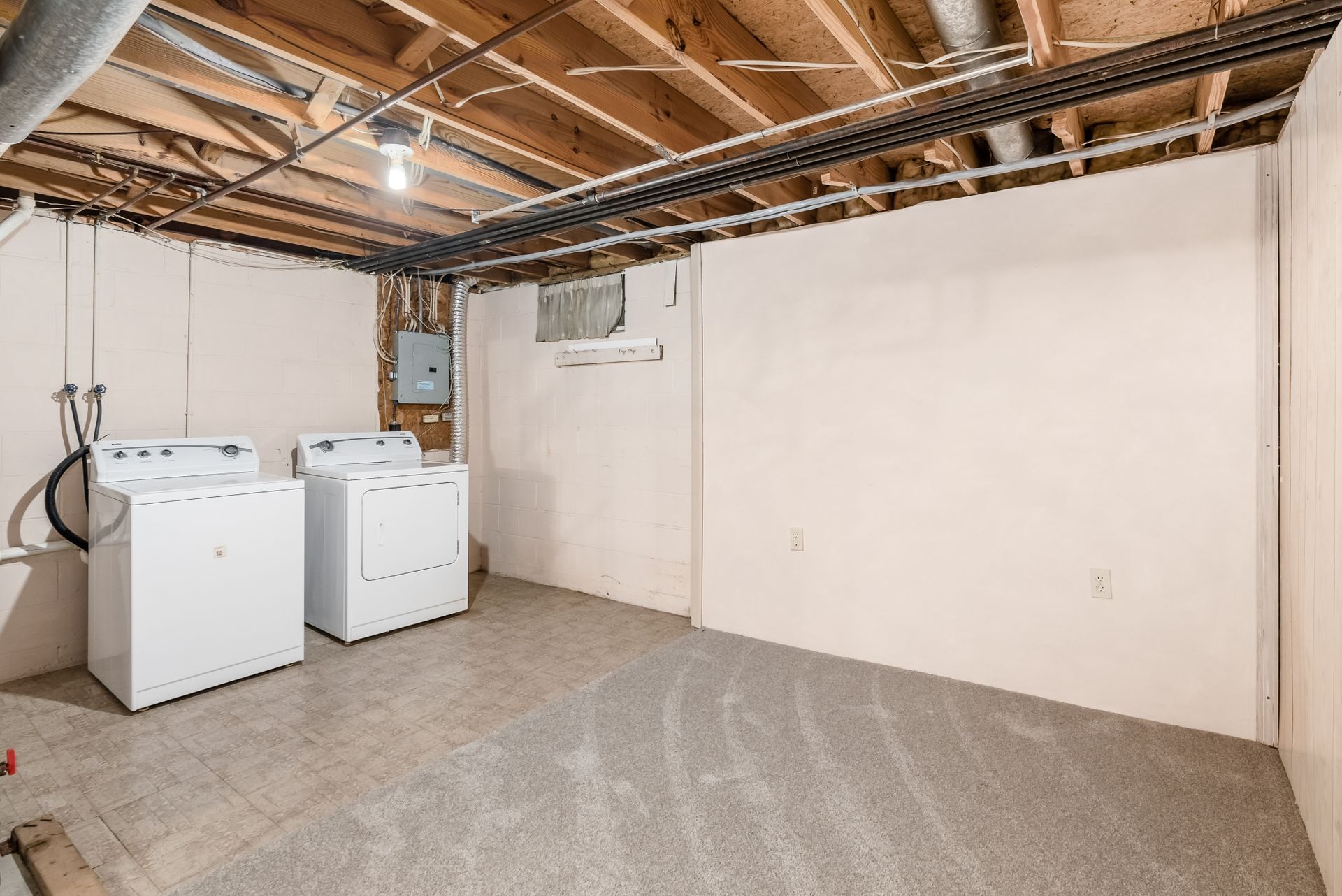 Building Photo - 7897 Kirkby Ct