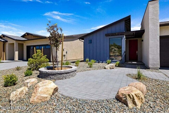 Building Photo - 1320 Rockwood Dr