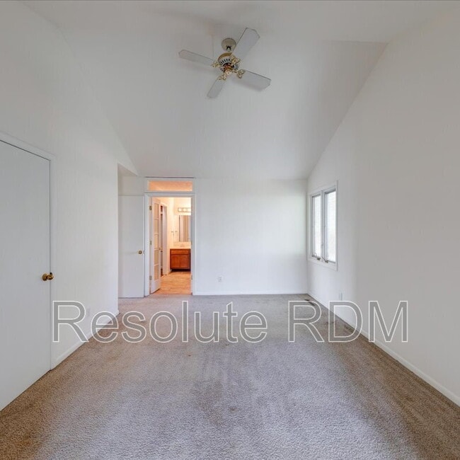 Building Photo - 12001 E 300 S