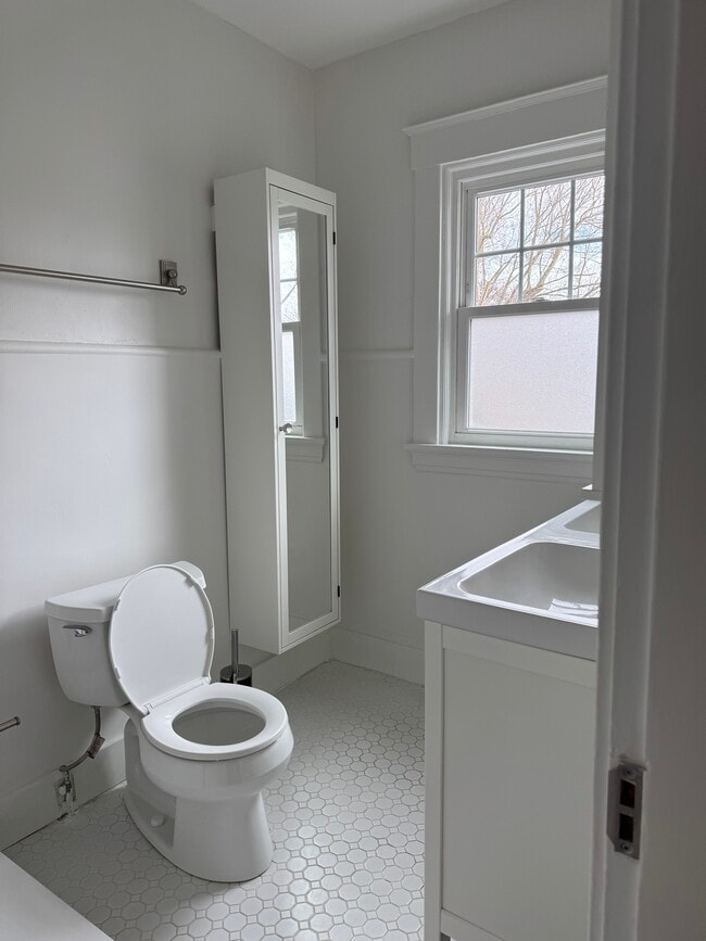 Building Photo - 3614 Edwards Road