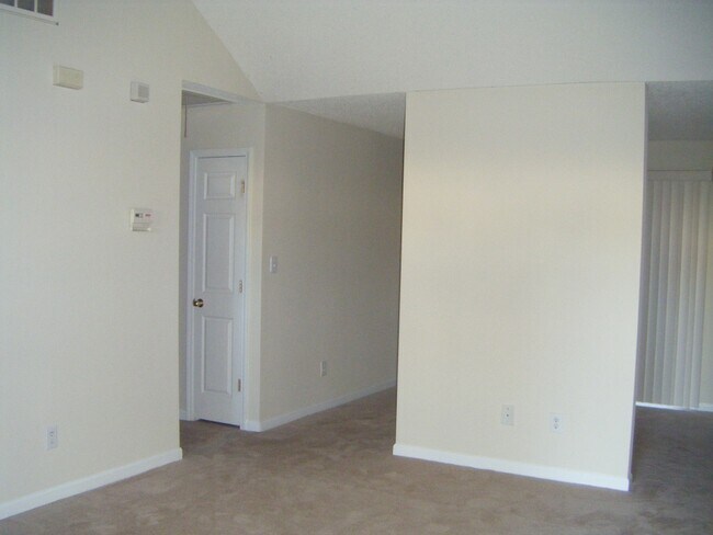 Building Photo - 1235 Helms Rd