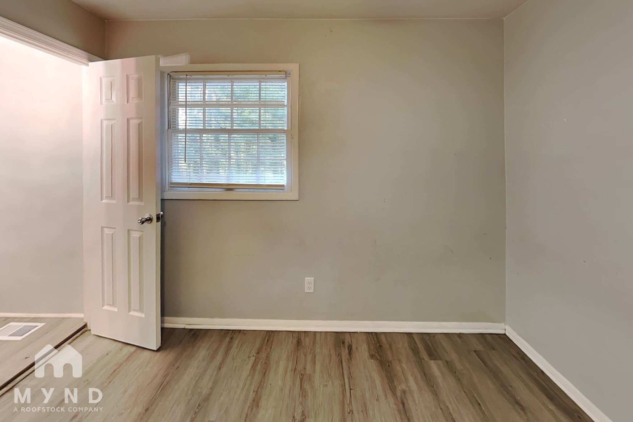 Building Photo - 4484 Bonnie Glen Ct