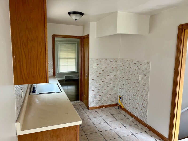 Building Photo - 4525 Fulton Rd