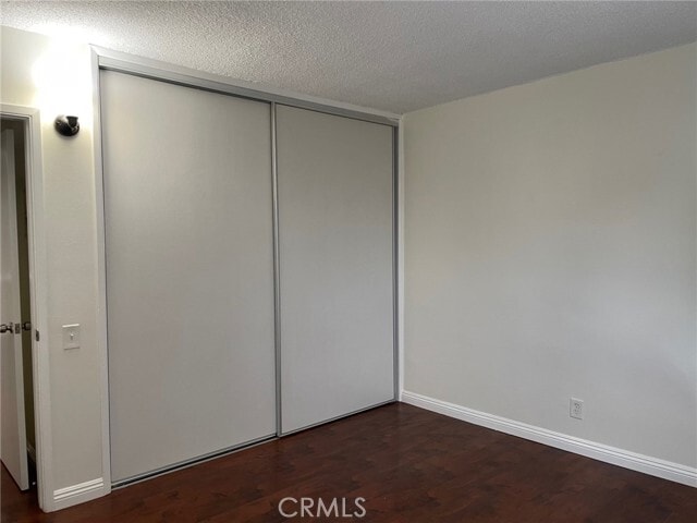 Building Photo - 430 E Verdugo Ave