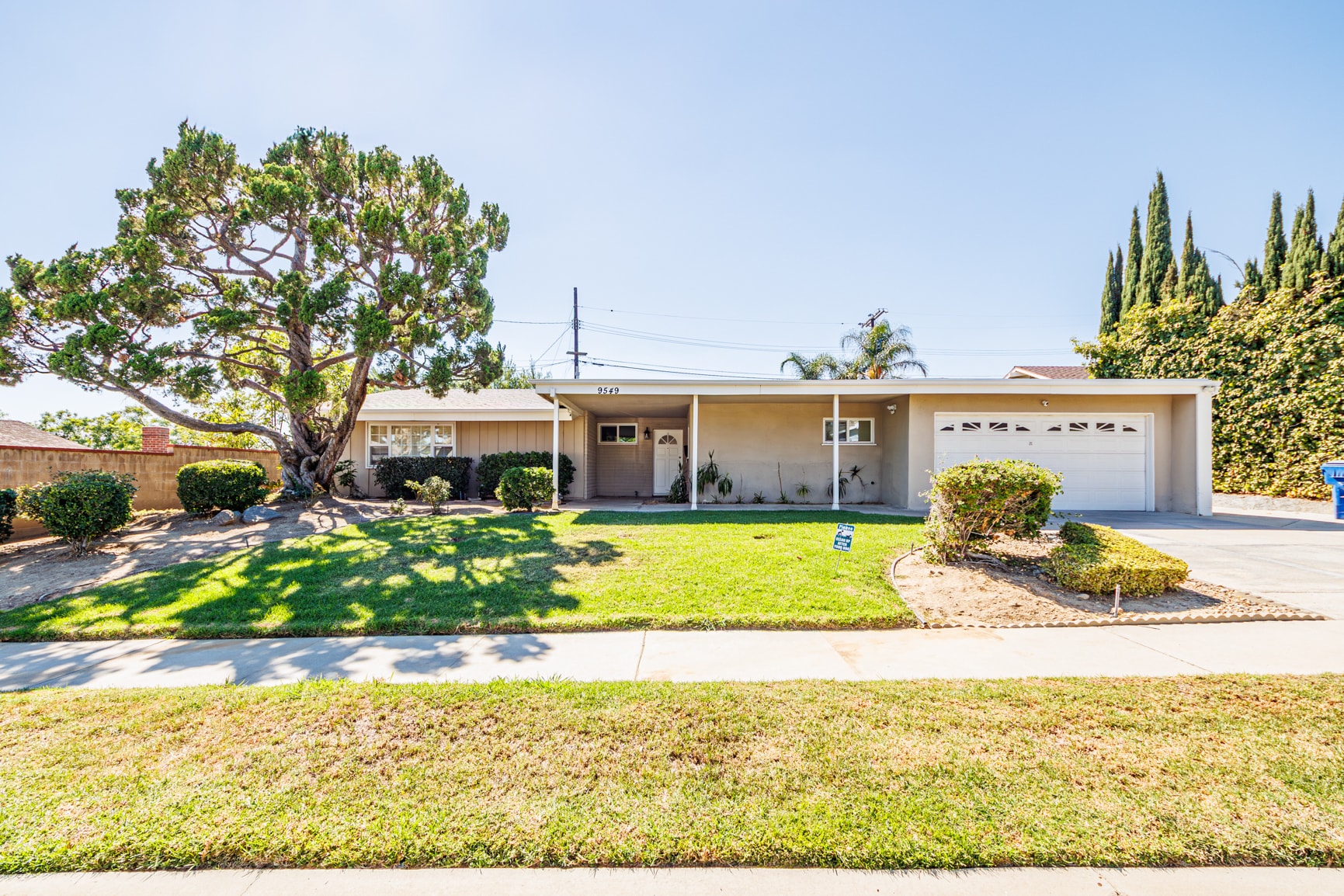 Building Photo - 9549 Forbes Ave