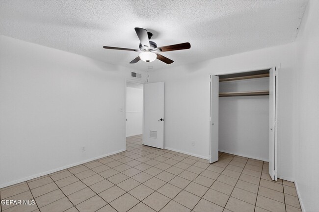 Building Photo - 1509 Lost Padre Mine Dr