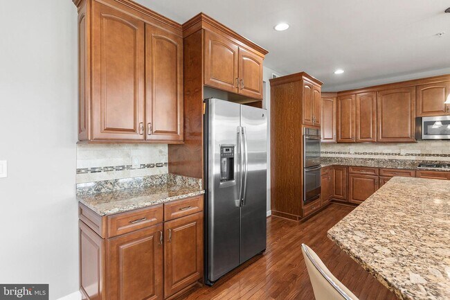 Building Photo - 15305 Sweetbay St