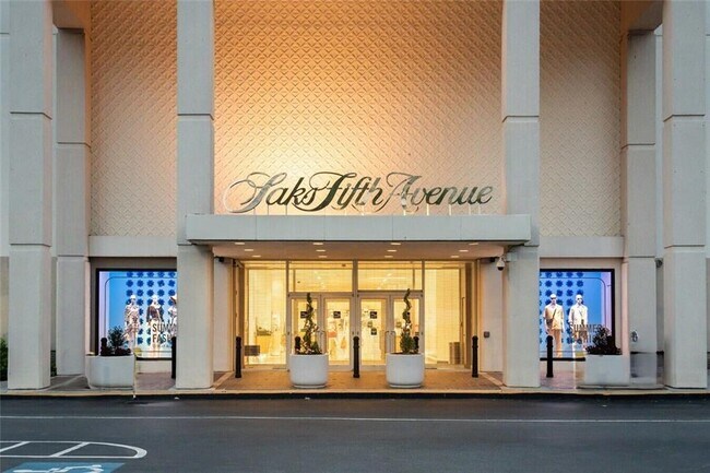 Building Photo - 1333 Victor Rd NE