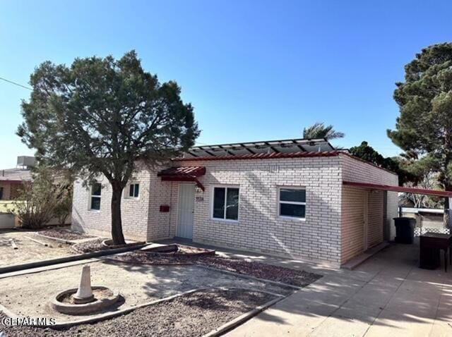 Primary Photo - 5538 Peinado Ln