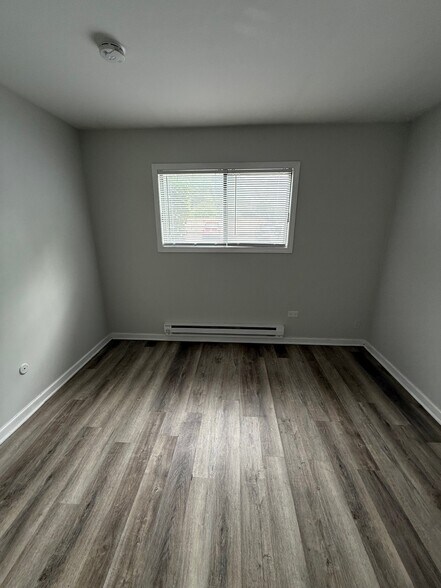 2nd Bedroom - 514 Spruce Dr