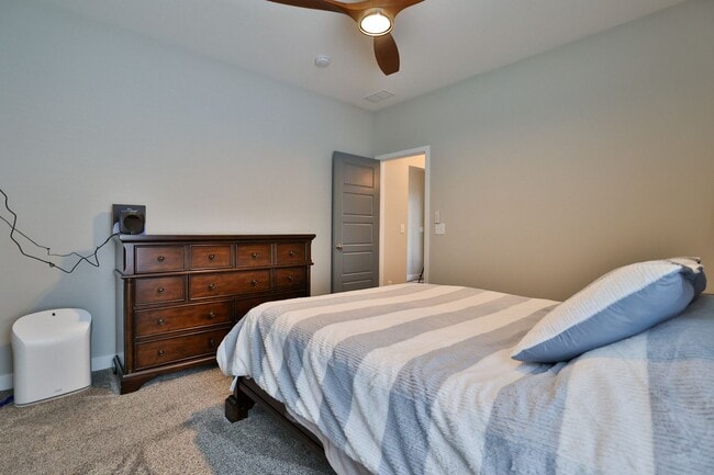 Building Photo - Gorgeous 3 Bedroom Home in Edwardsville