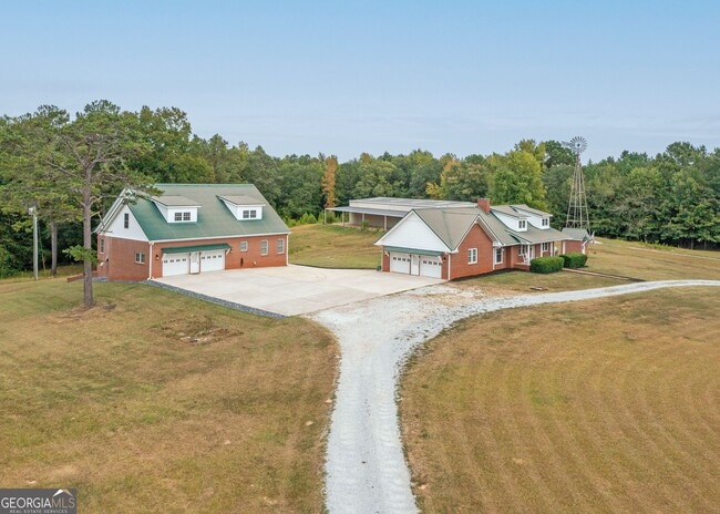 Building Photo - 375 Luther Bailey Rd