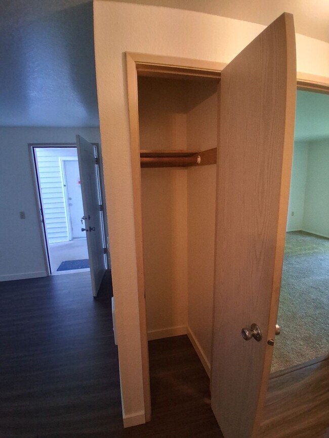 Building Photo - Location, Community, Quality Living. It St...