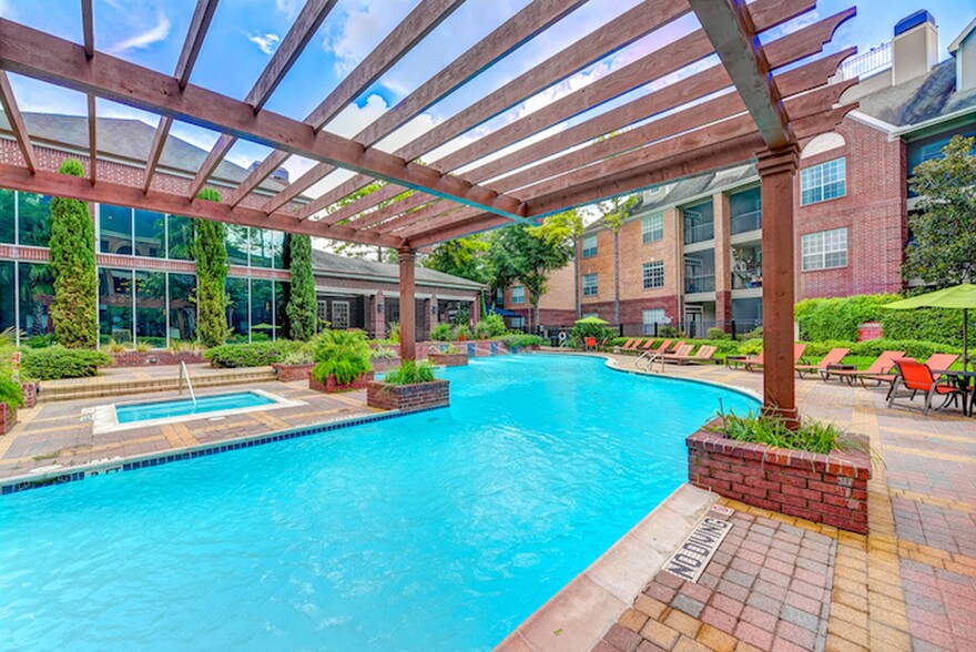 Woodway Square Apartments Houston, TX Apartment Finder
