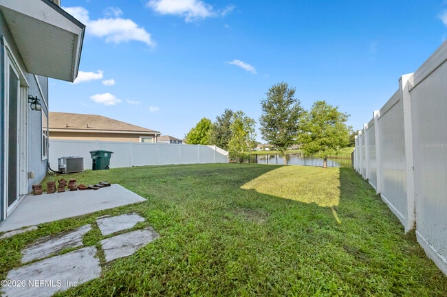Building Photo - 8279 Meadow Walk Ln