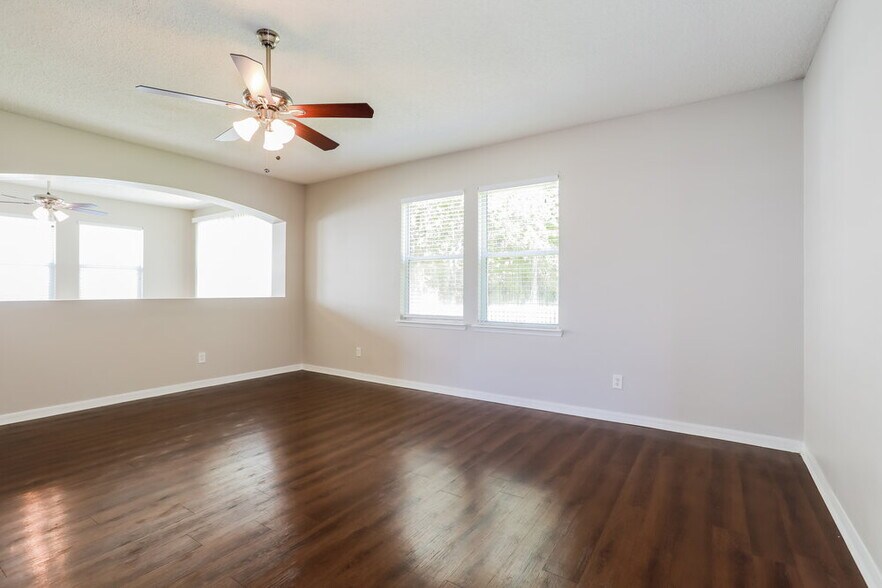 Building Photo - 2411 Watermill Dr