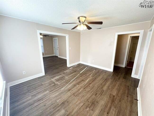 Building Photo - 1517 Blonde St