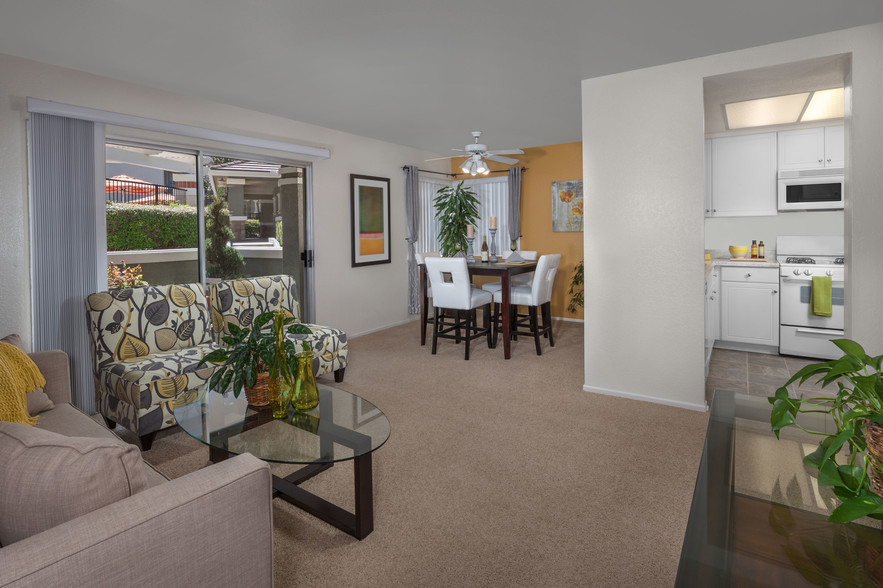 Primary Photo - Green Valley Apartments