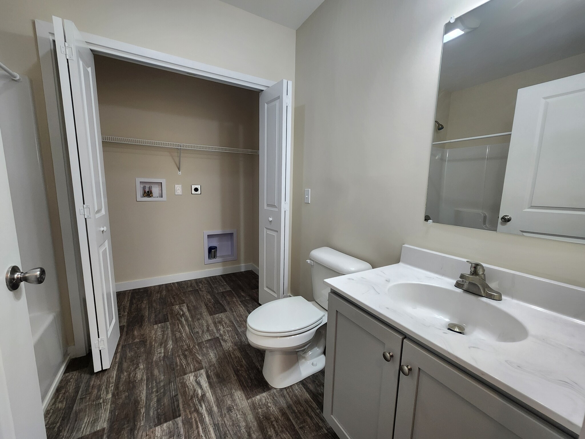 Building Photo - 73 Ivan Dr