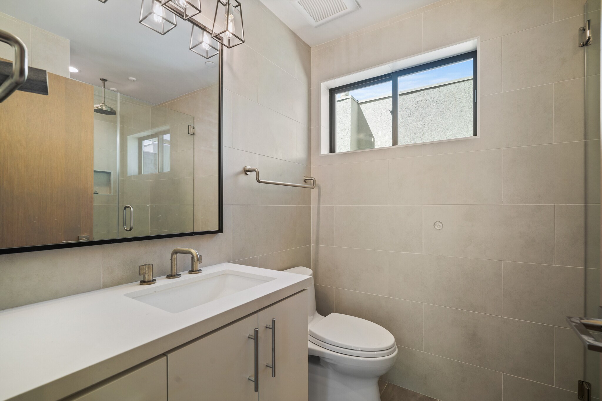 Building Photo - 10393 Tag Ln