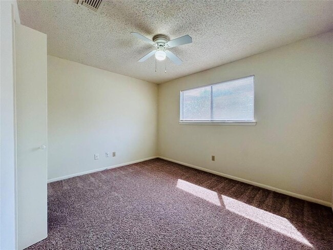 Building Photo - 8904 Schick Rd