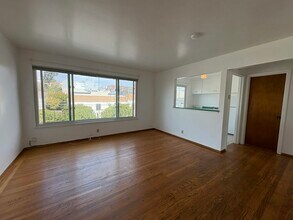 Building Photo - 2901 Cabrillo St