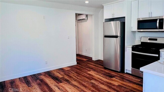 Building Photo - 1807 S Gramercy Pl