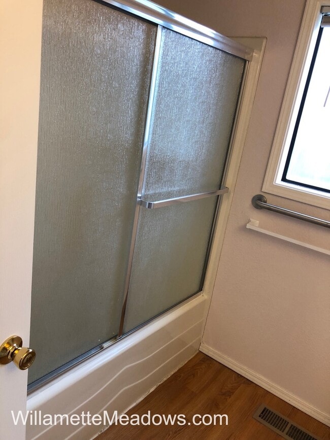 Building Photo - A Wonderfully Remodeled and Completely Updated 3 Bedroom, 2 Bath House with Geer Community Park i...