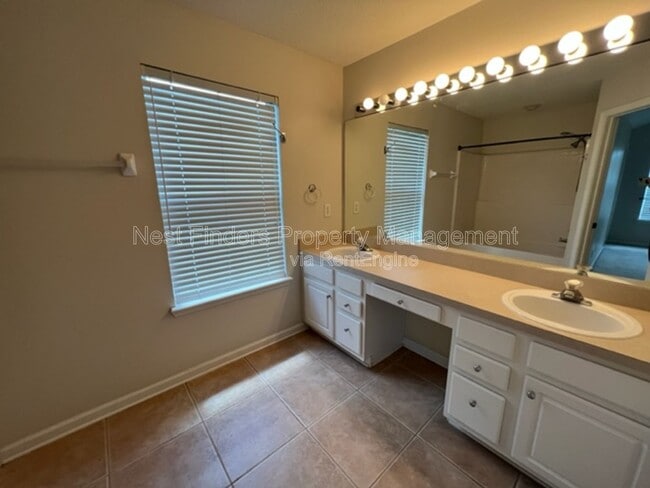 Building Photo - 7499 Scarlet Ibis Ln