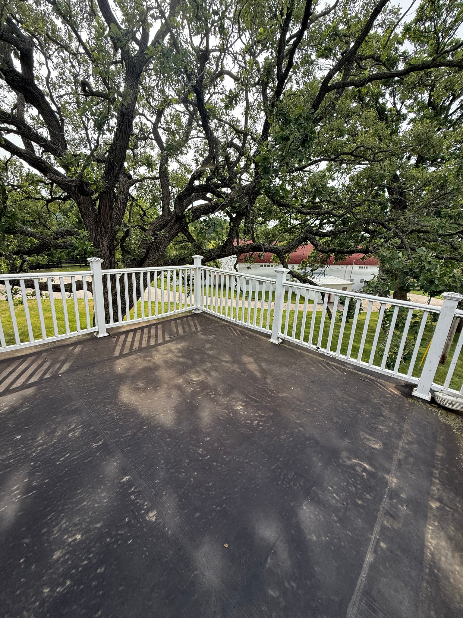 Master Private Patio - 3400 N Sawyer Rd