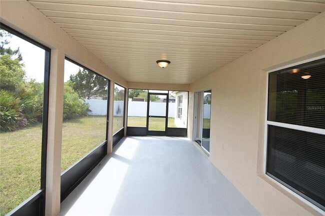 Building Photo - 13 Sergeant Ct