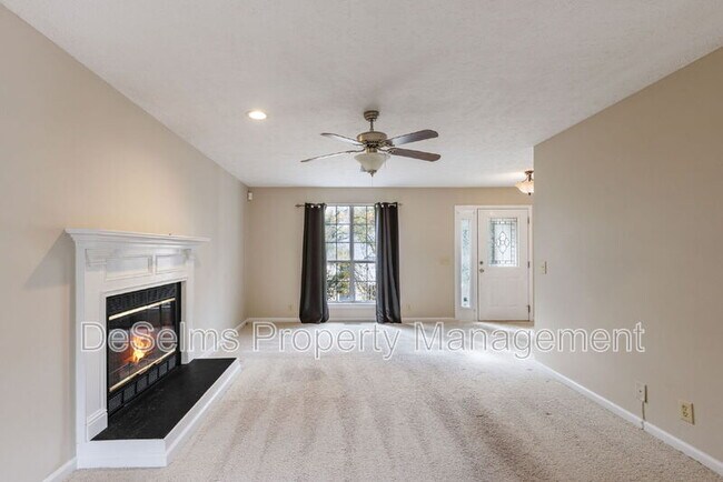 Building Photo - 236 Burgandy Hill Rd