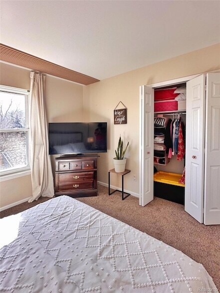 Building Photo - 1760 Dogwood Trail