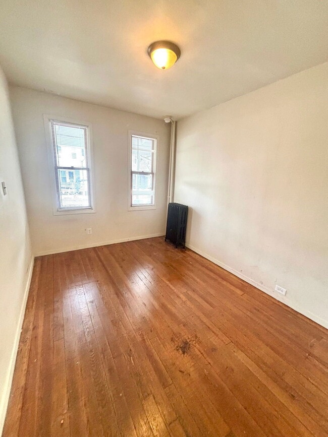 Building Photo - 14 Ruby St