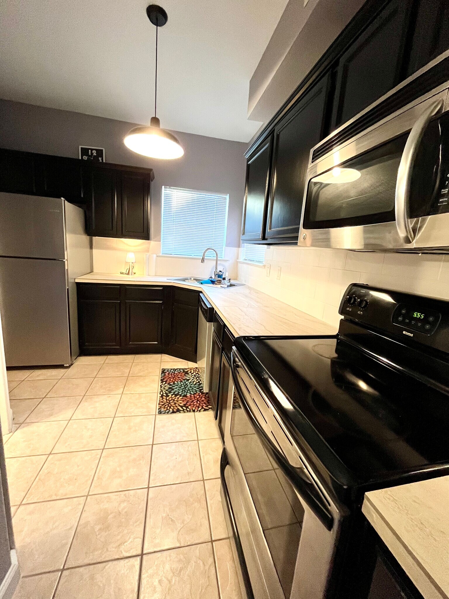 Building Photo - 2503 Plumgrove Cir