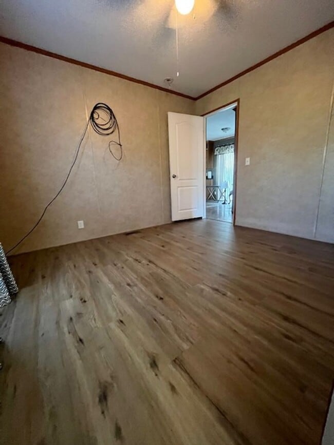 Building Photo - 72 Henry Harris Ln