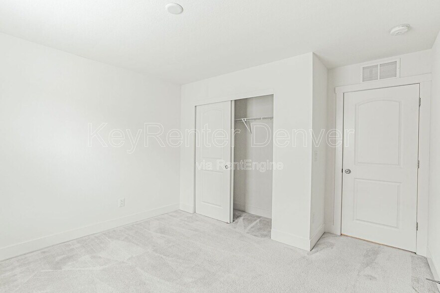 Building Photo - 2349 W 165th Ln