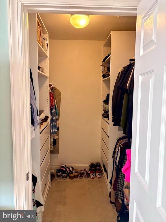 Building Photo - 113 Henry Stoupe Way