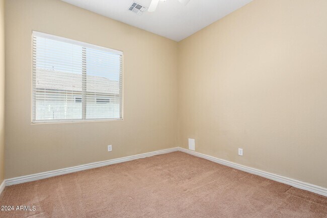 Building Photo - 7453 N 85th Dr