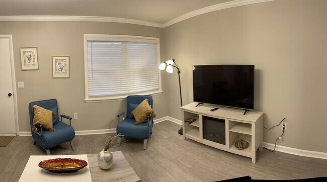 Primary Photo - 400 William Hilton Pkwy