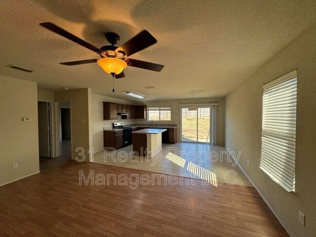 Building Photo - 1415 Swan Ridge Dr