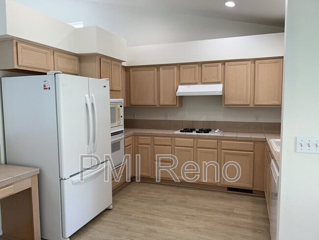 Building Photo - 2789 Montego Dr