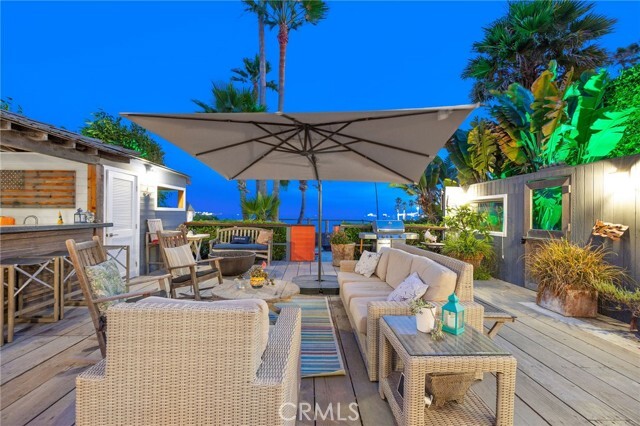 Building Photo - 5102 E Ocean Blvd