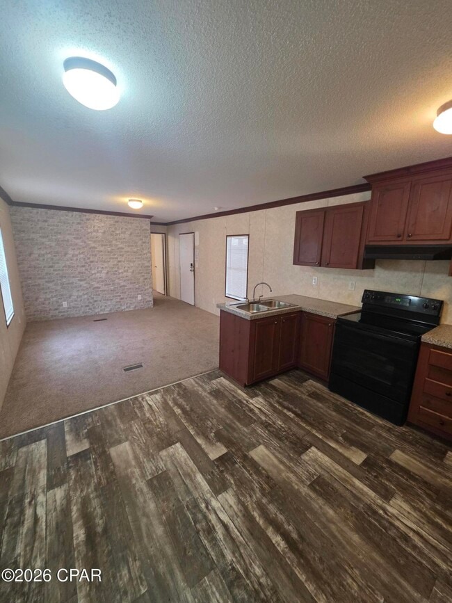 Building Photo - 5921 Nadine Rd