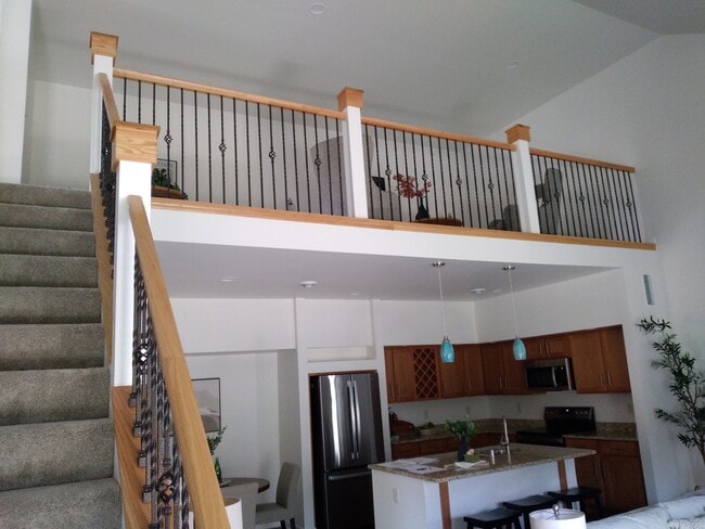 Building Photo - 2703 Pond Dr