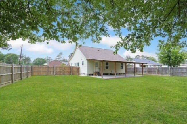 Building Photo - 29120 Peggy Dr