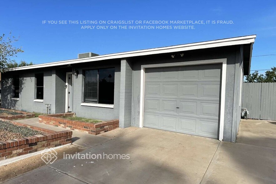 Building Photo - 2128 W Hartford Ave