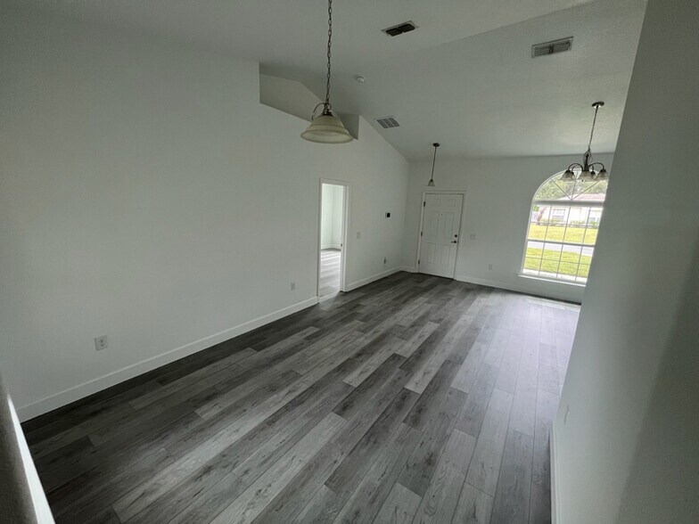 Building Photo - 1148 Perpignan Ct