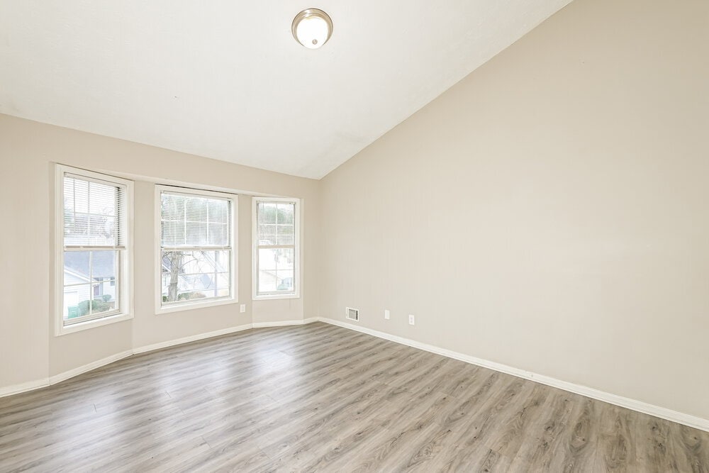 Building Photo - 5926 Old Wellborn Trce